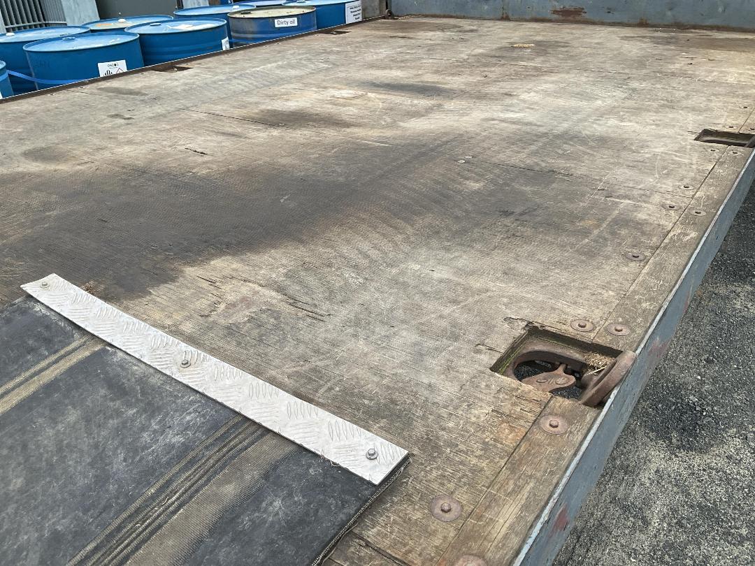 Photo '18' of Nissan MK205 Silver Bullet FLAT DECK Transporter