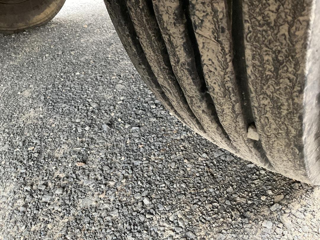 Photo '32' of Nissan MK205 Silver Bullet FLAT DECK Transporter