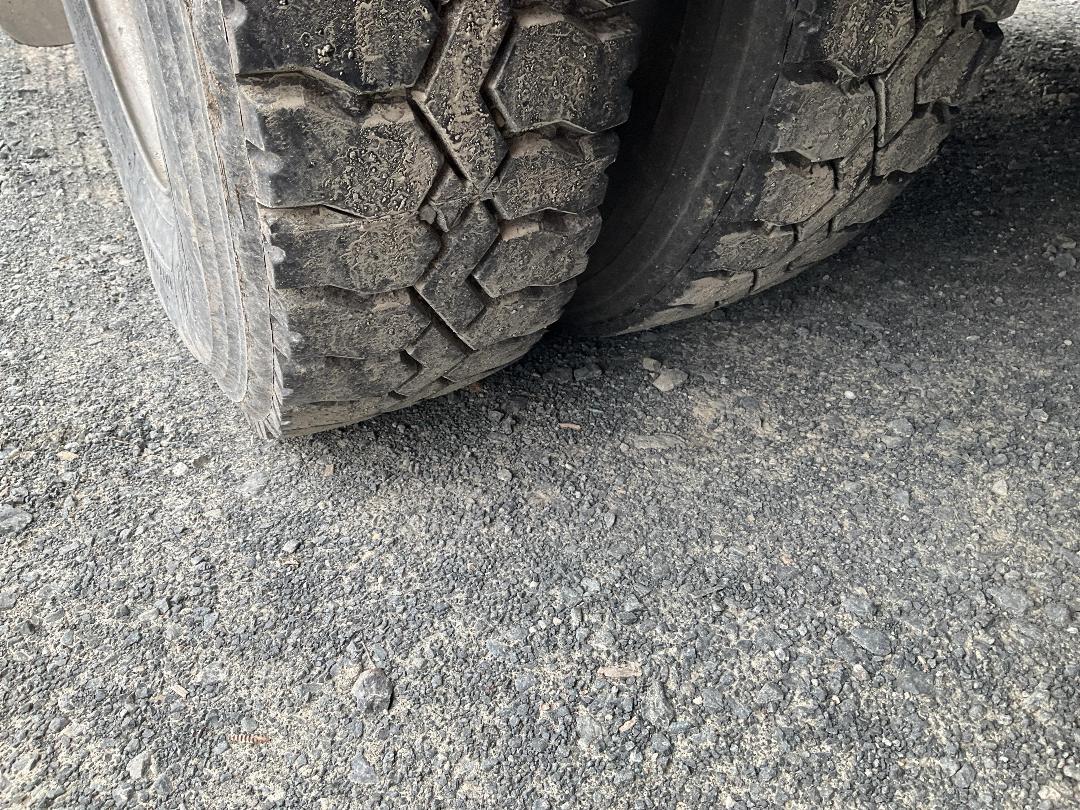 Photo '33' of Nissan MK205 Silver Bullet FLAT DECK Transporter