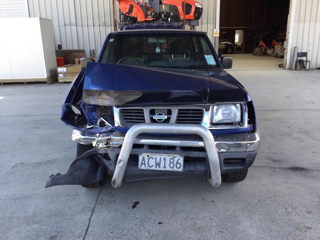 Photo '2' of Nissan Navara D/Cabws Vent