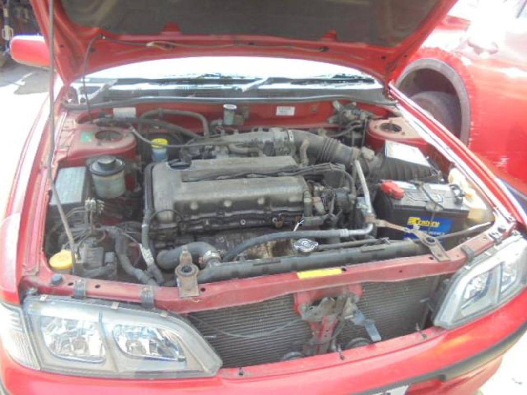 Photo '13' of Nissan Primera GXE Photo '13' of Nissan Primera GXE