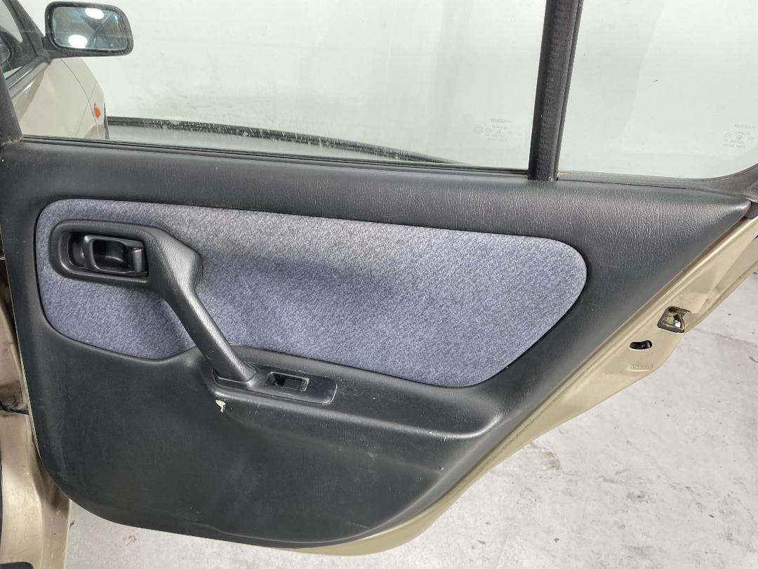 Photo '19' of Nissan Primera Photo '19' of Nissan Primera