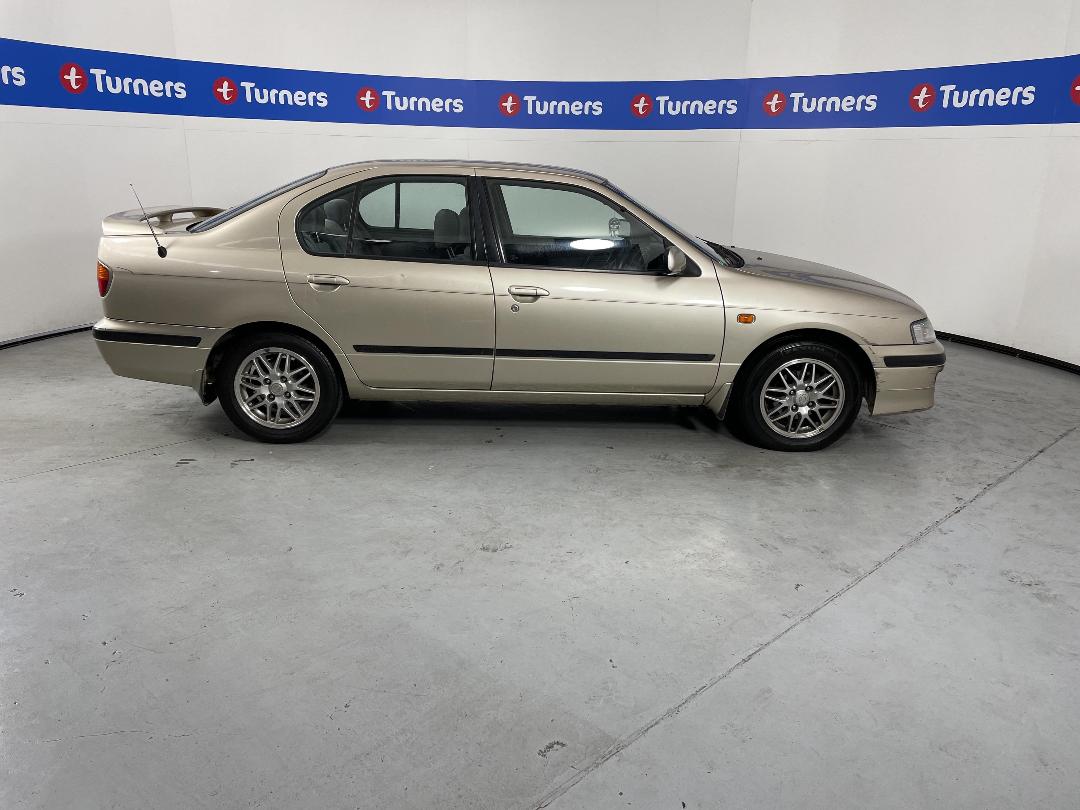 Photo '23' of Nissan Primera Photo '23' of Nissan Primera