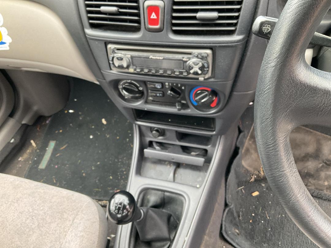 Photo '10' of Nissan Pulsar LX