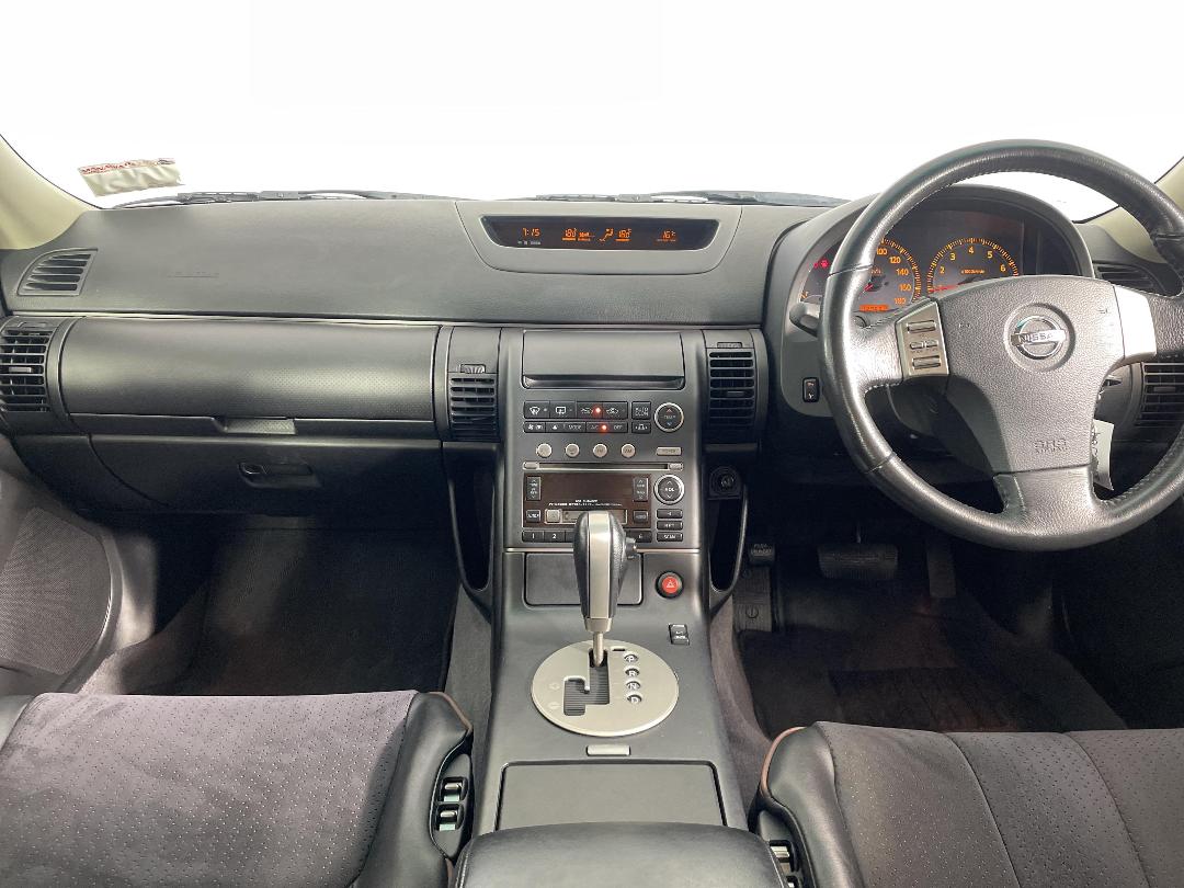 Photo '17' of Nissan Skyline Photo '17' of Nissan Skyline