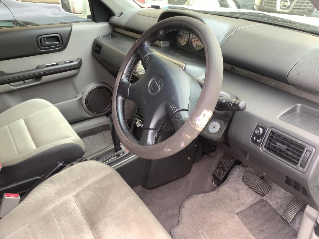 Photo '12' of Nissan X-Trail