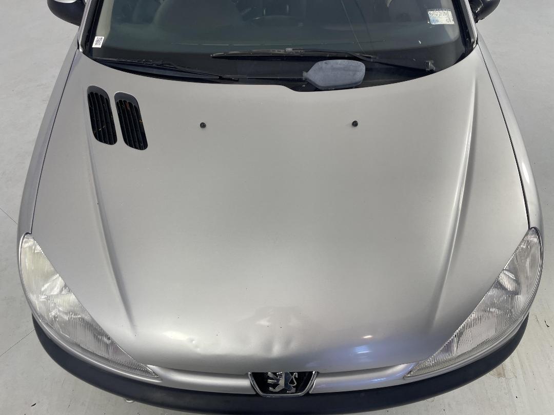 Photo '13' of Peugeot 206