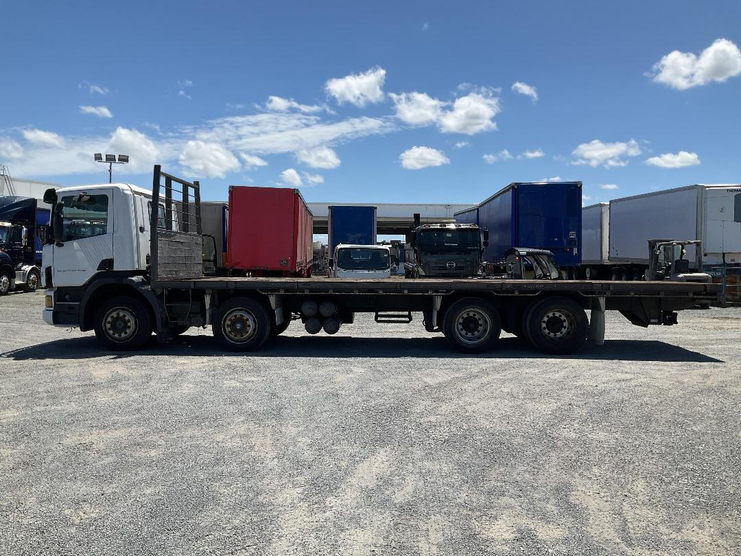 Photo '7' of Scania P114 114G 380 Flat Deck Photo '7' of Scania P114 114G 380 Flat Deck