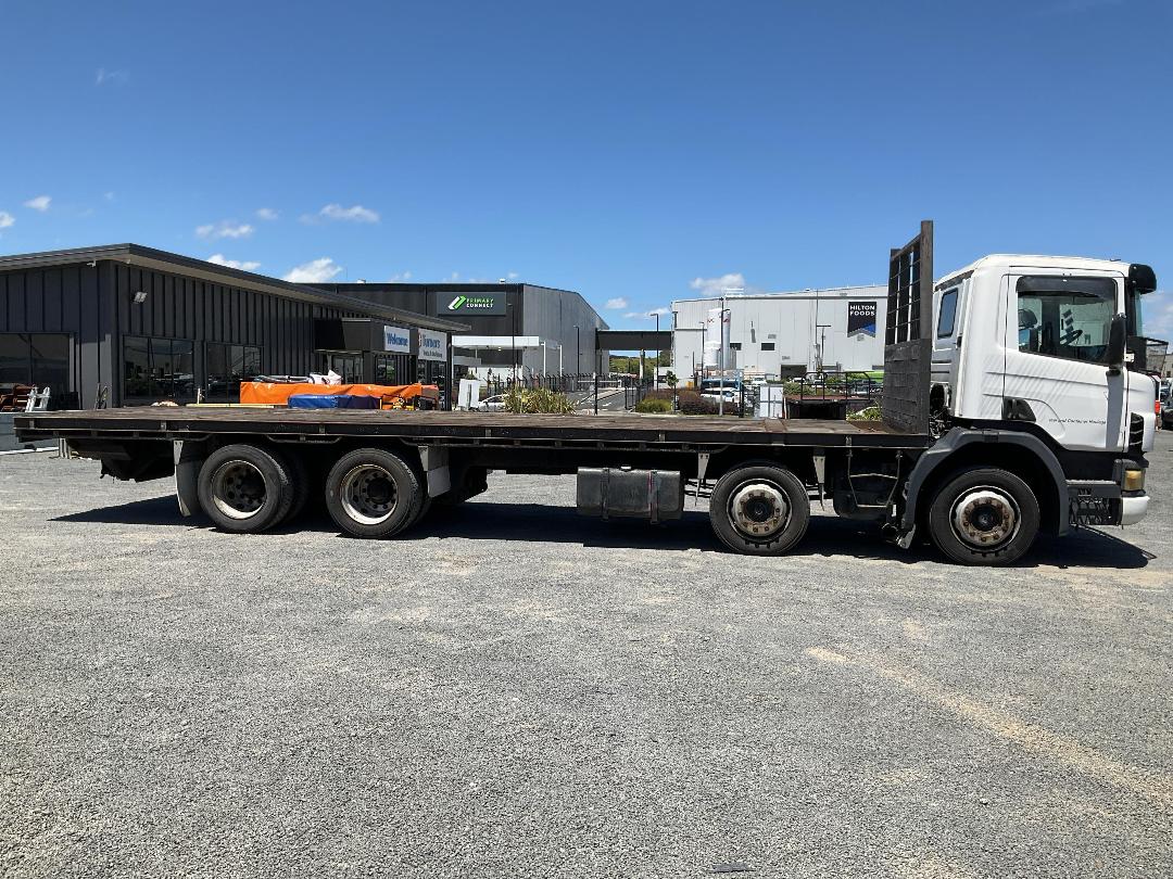 Photo '3' of Scania P114 114G 380 Flat Deck Photo '3' of Scania P114 114G 380 Flat Deck