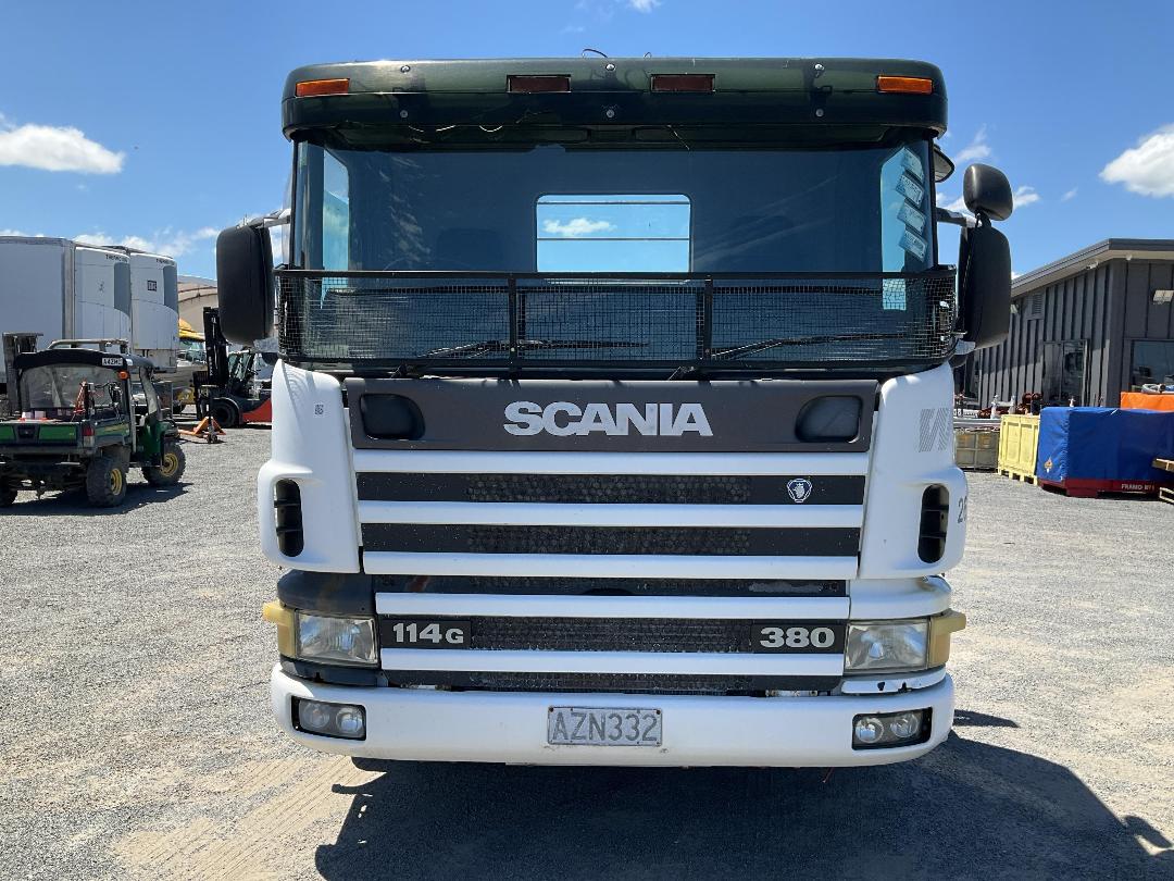 Photo '10' of Scania P114 114G 380 Flat Deck Photo '10' of Scania P114 114G 380 Flat Deck