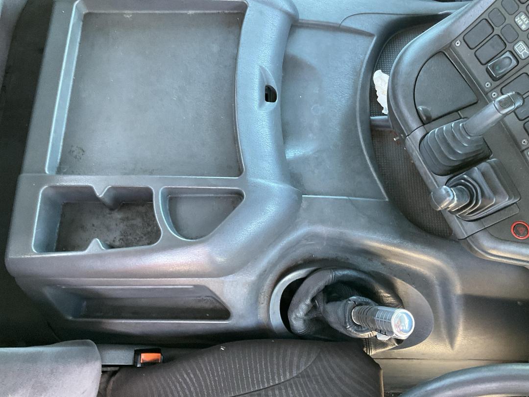 Photo '18' of Scania P114 114G 380 Flat Deck Photo '18' of Scania P114 114G 380 Flat Deck