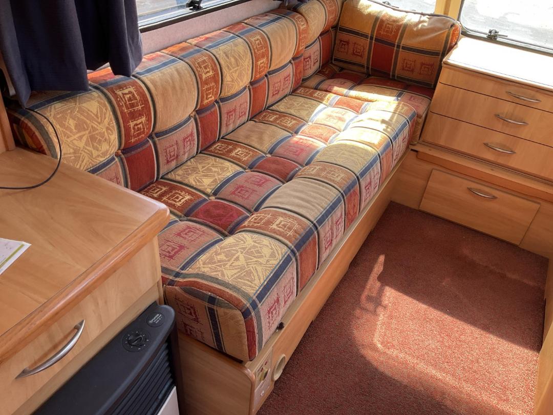 Photo '7' of Sterling 520 4 Berth Caravan - Single Photo '7' of Sterling 520 4 Berth Caravan - Single
