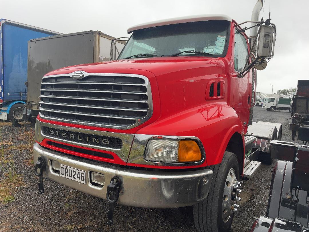 Photo '5' of Sterling LT9500 6x4 Tractor Tractor Unit Photo '5' of Sterling LT9500 6x4 Tractor Tractor Unit