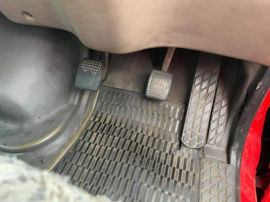 Photo '12' of Sterling LT9500 6x4 Tractor Tractor Unit Photo '12' of Sterling LT9500 6x4 Tractor Tractor Unit