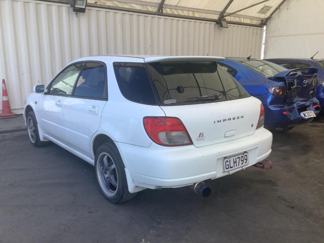 Photo '3' of Subaru Impreza Photo '3' of Subaru Impreza