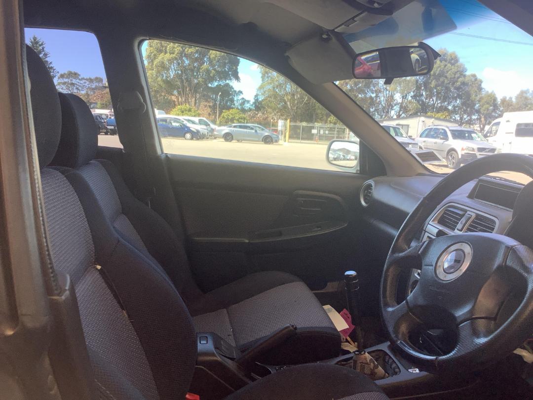 Photo '13' of Subaru Impreza Photo '13' of Subaru Impreza