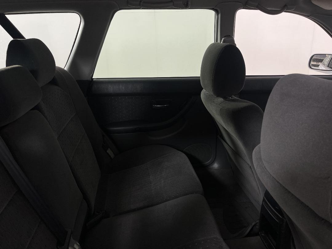 Photo '17' of Subaru Legacy