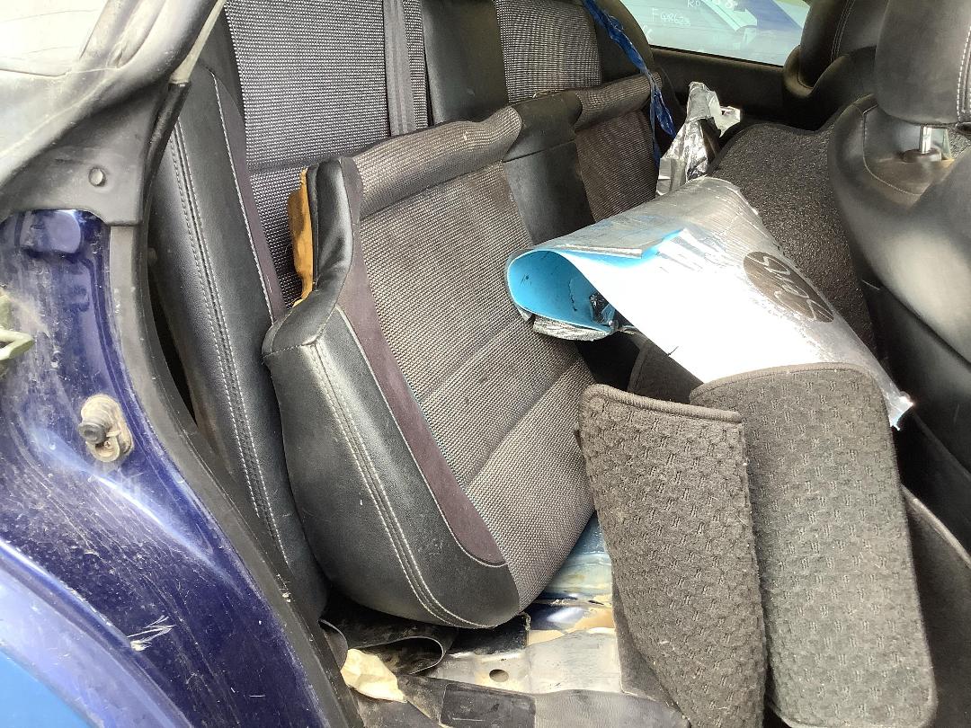 Photo '6' of Subaru Legacy