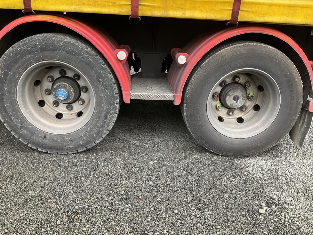 Photo '11' of TMC SG 2706 Curtainsider B-Train