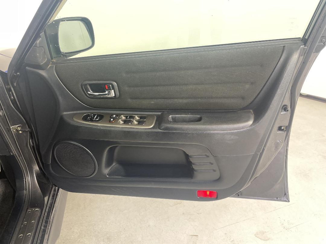 Photo '15' of Toyota Altezza