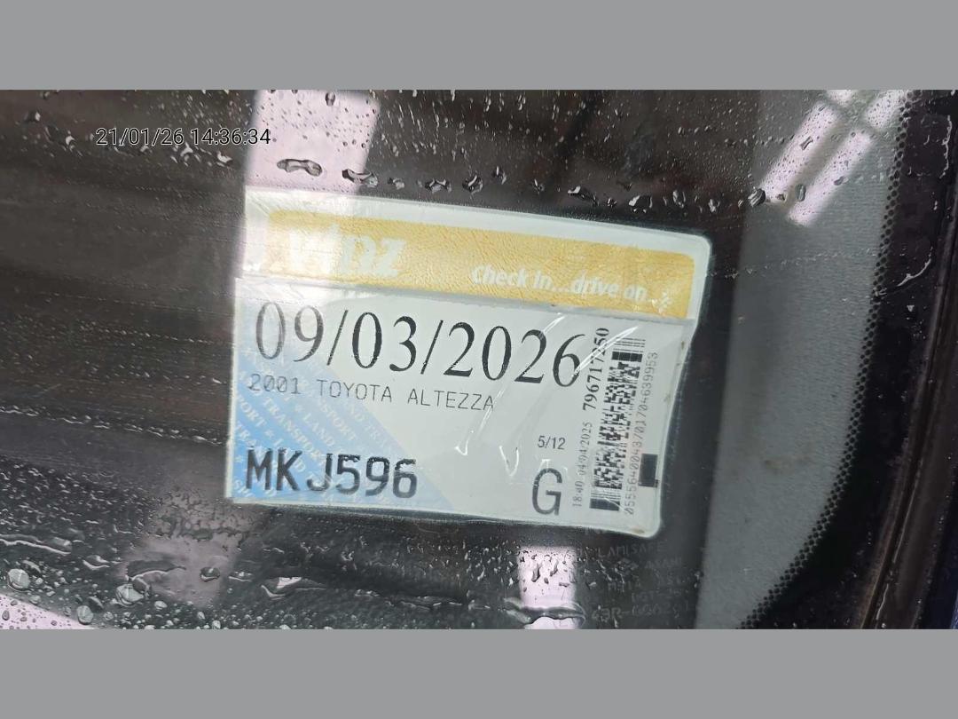 Photo '18' of Toyota Altezza