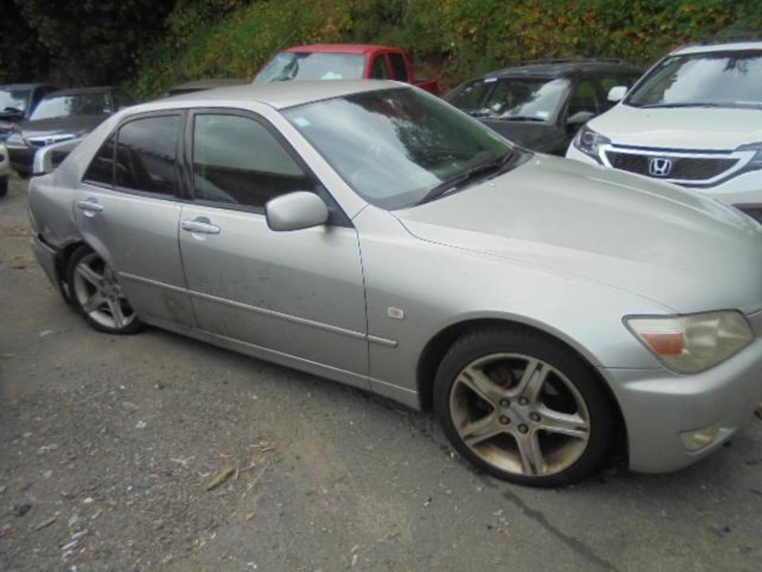 Photo '2' of Toyota Altezza