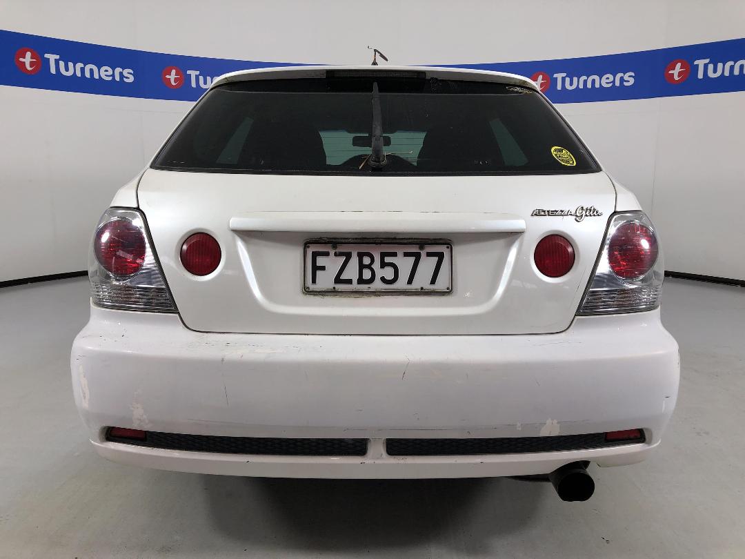 Photo '6' of Toyota Altezza Photo '6' of Toyota Altezza