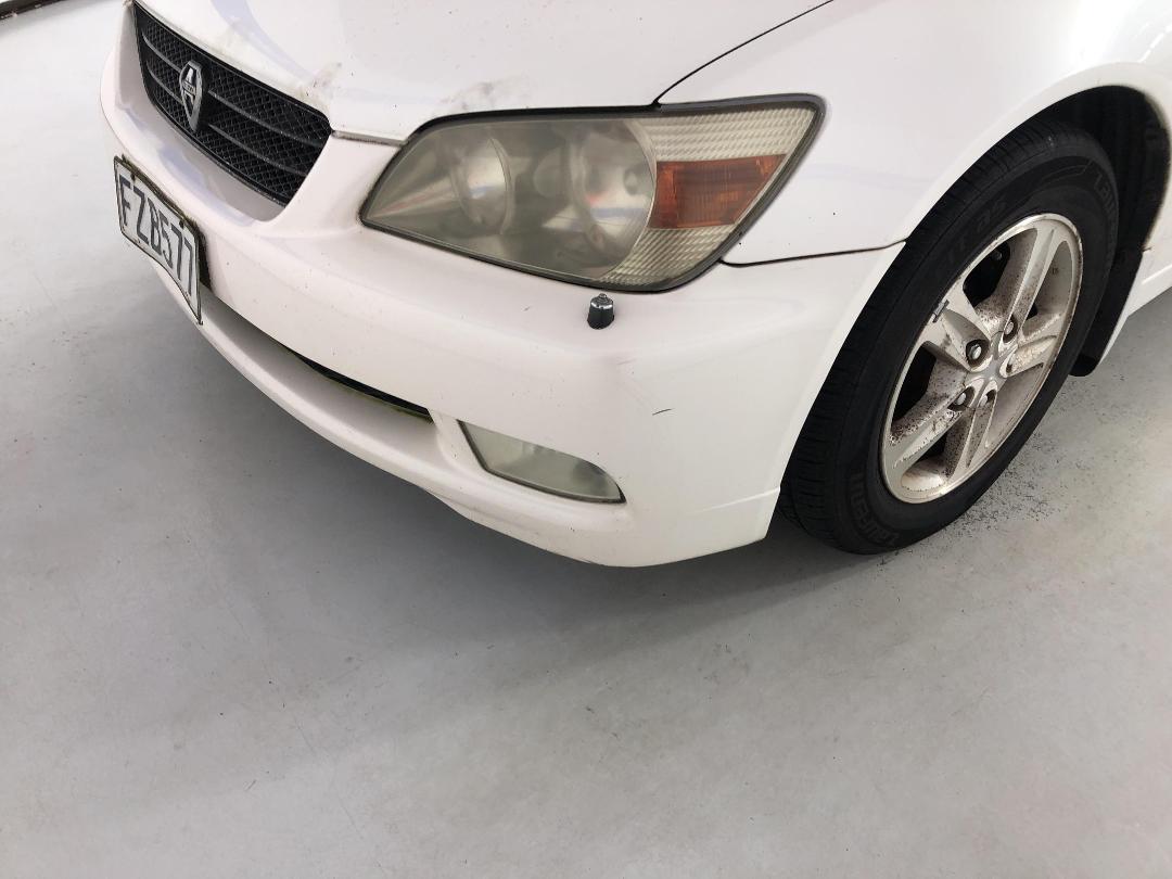 Photo '26' of Toyota Altezza Photo '26' of Toyota Altezza