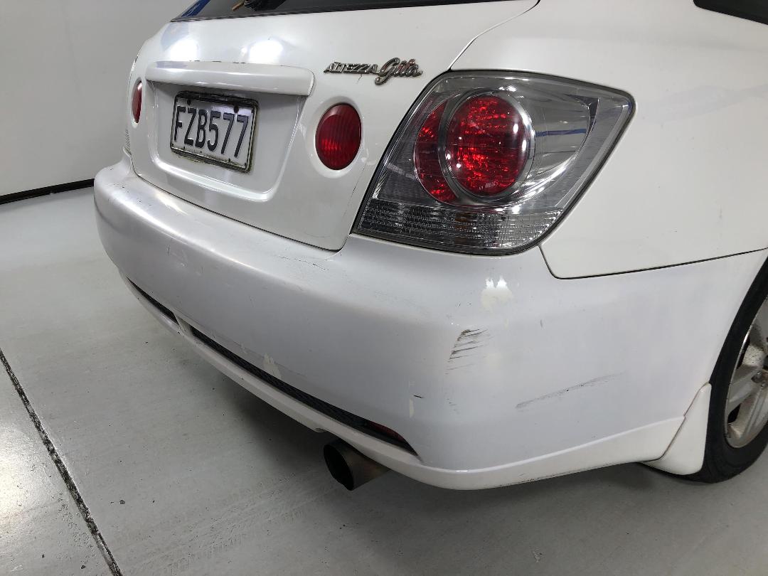 Photo '28' of Toyota Altezza Photo '28' of Toyota Altezza