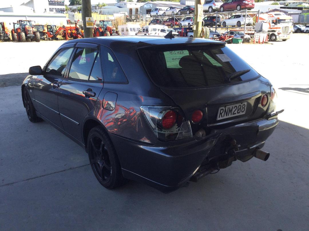 Photo '5' of Toyota Altezza Gita