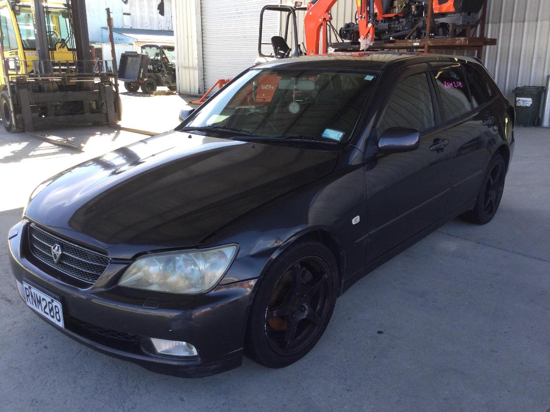 Photo '3' of Toyota Altezza Gita