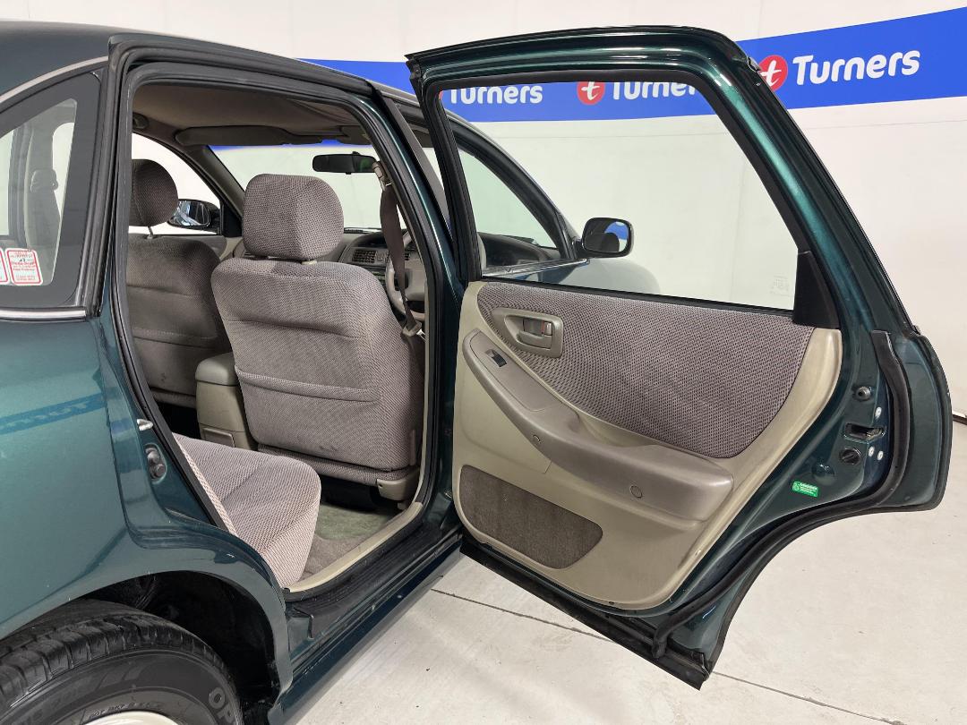 Photo '19' of Toyota Avalon