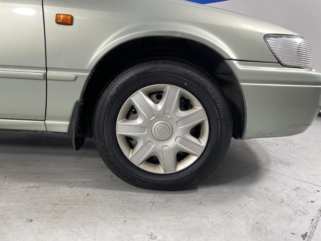 Photo '9' of Toyota Camry