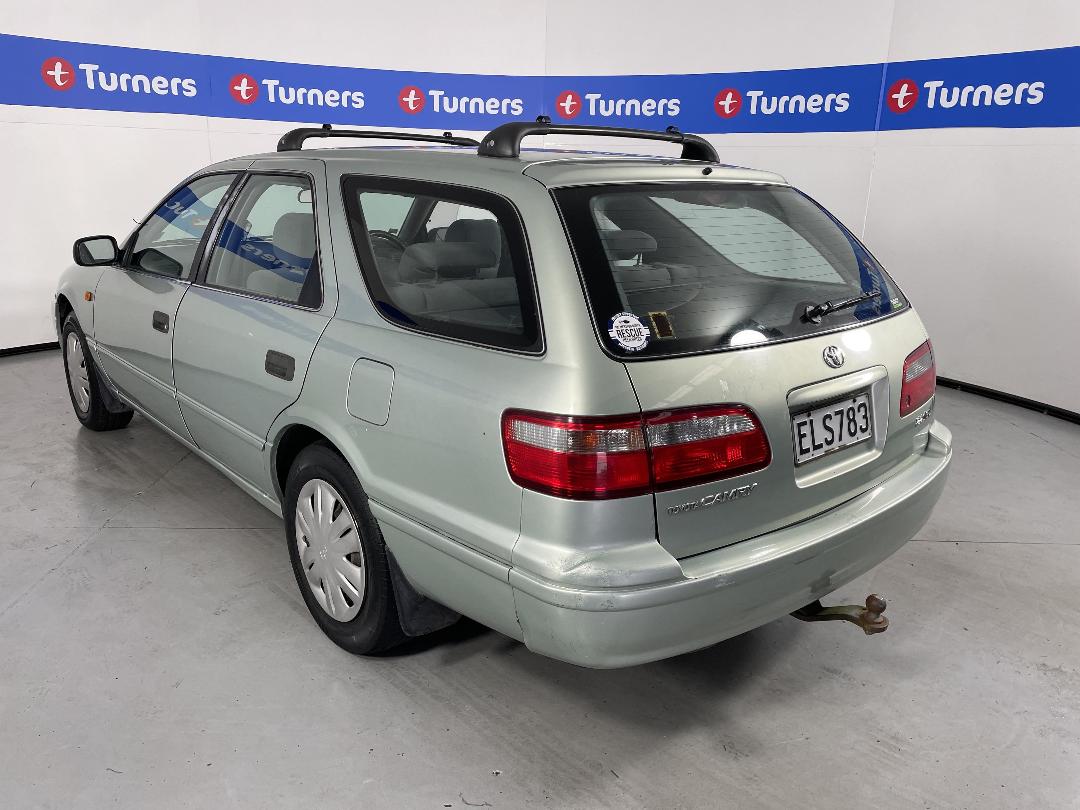 Photo '5' of Toyota Camry