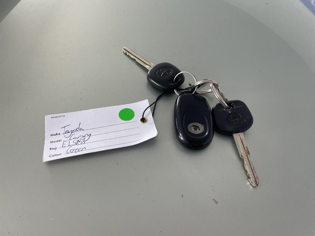 Photo '22' of Toyota Camry