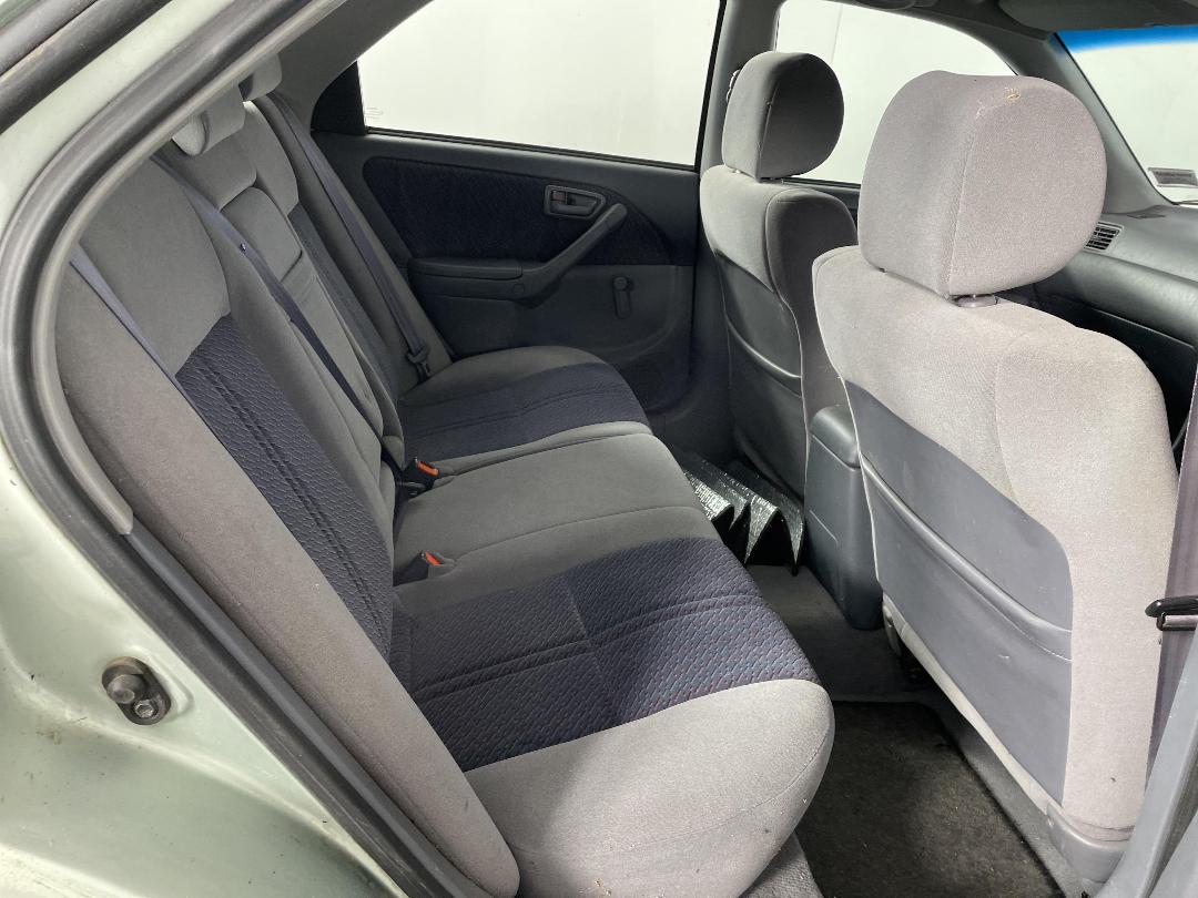 Photo '20' of Toyota Camry