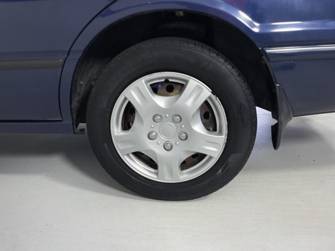 Photo '11' of Toyota Camry Photo '11' of Toyota Camry