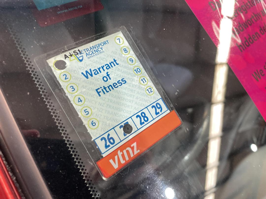 Photo '9' of Toyota Corolla GL Photo '9' of Toyota Corolla GL