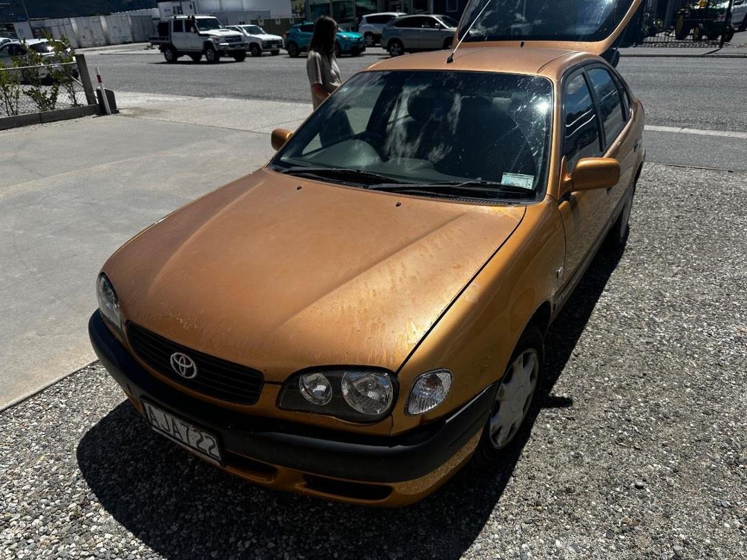 Photo '3' of Toyota Corolla Photo '3' of Toyota Corolla