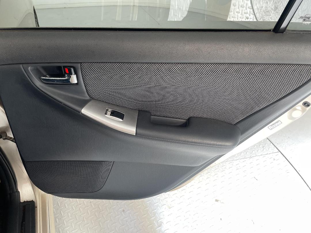 Photo '19' of Toyota Corolla