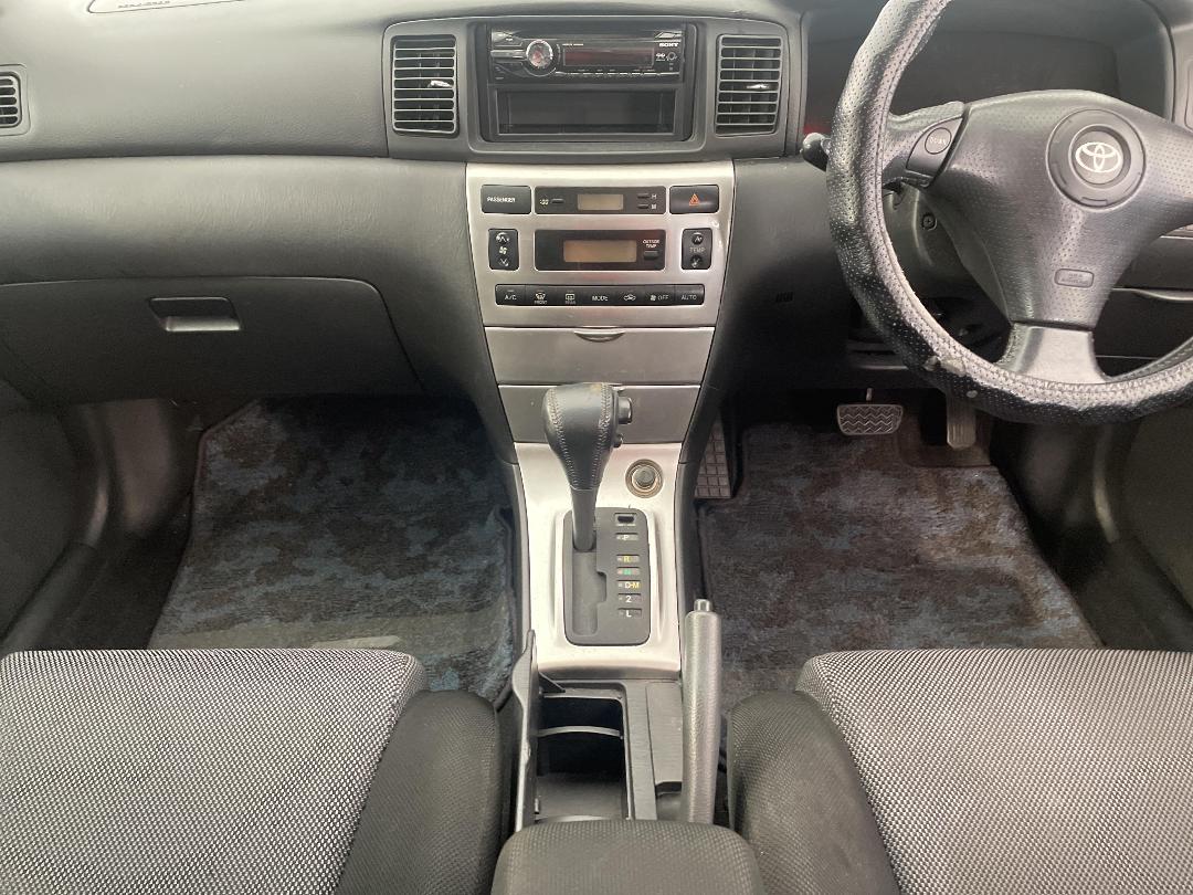 Photo '18' of Toyota Corolla