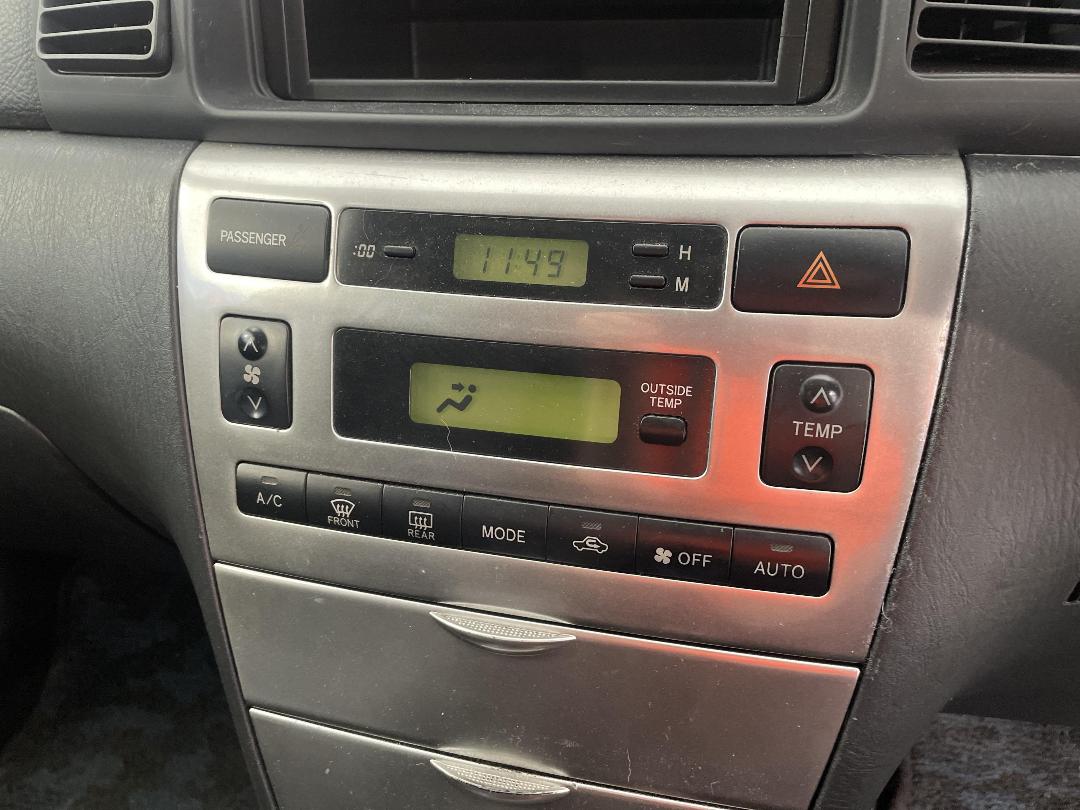 Photo '28' of Toyota Corolla