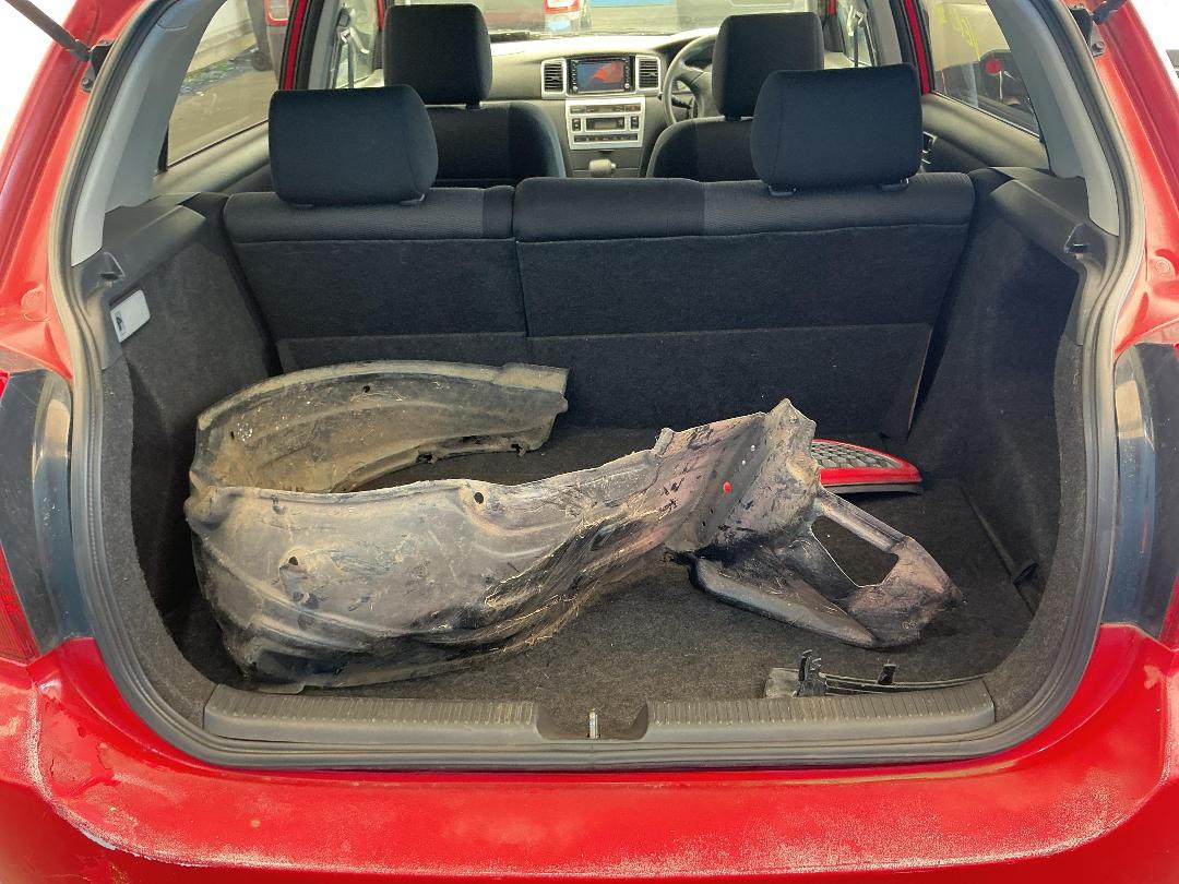 Photo '10' of Toyota Corolla Runx