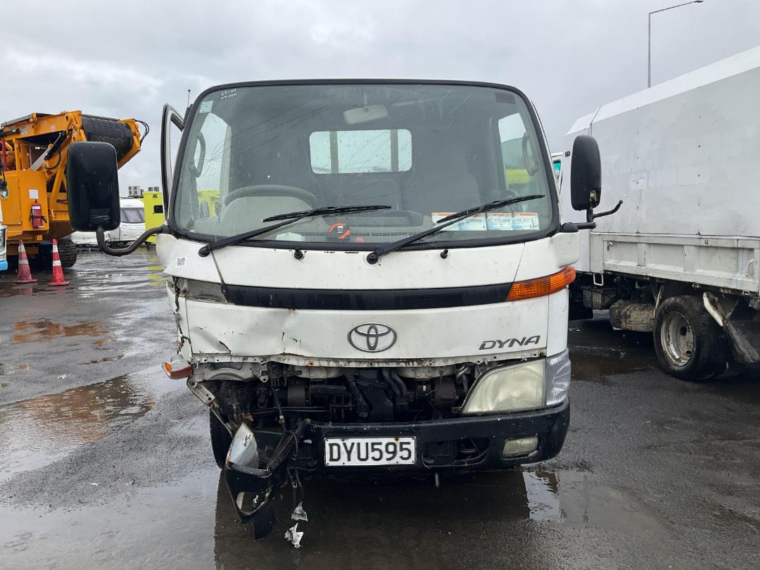 Photo '10' of Toyota Dyna Flat Deck