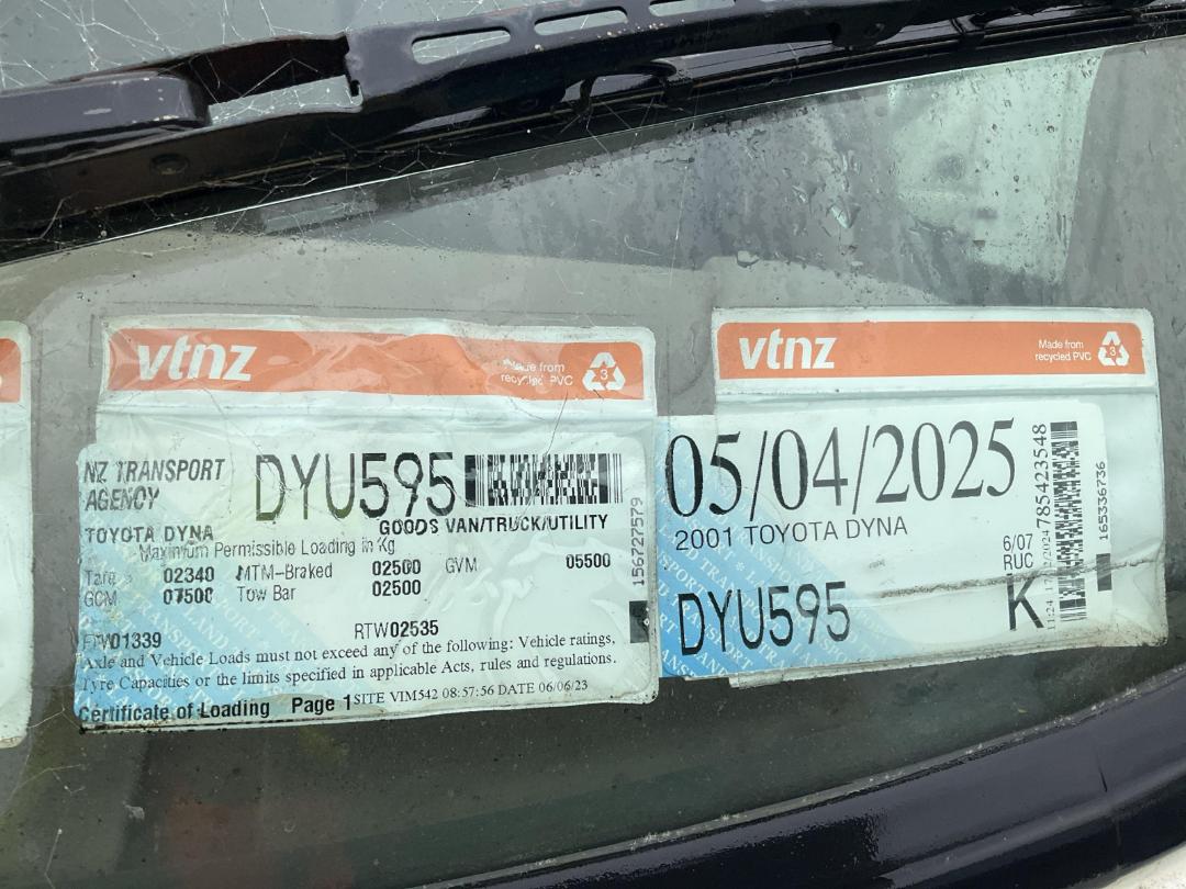 Photo '11' of Toyota Dyna Flat Deck