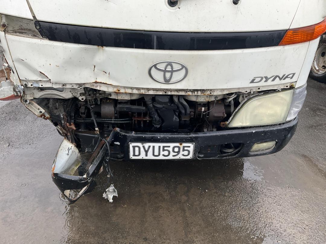 Photo '14' of Toyota Dyna Flat Deck