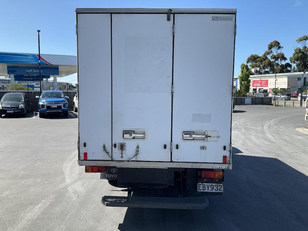 Photo '5' of Toyota Dyna XZU411 Chiller