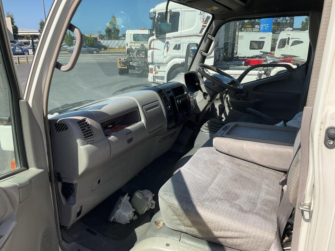 Photo '19' of Toyota Dyna XZU411 Chiller