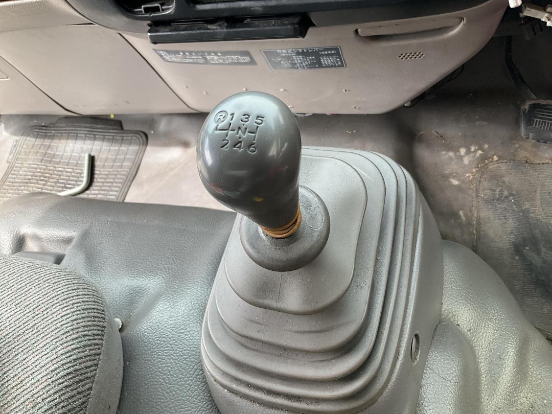 Photo '20' of Toyota Dyna XZU411 Chiller