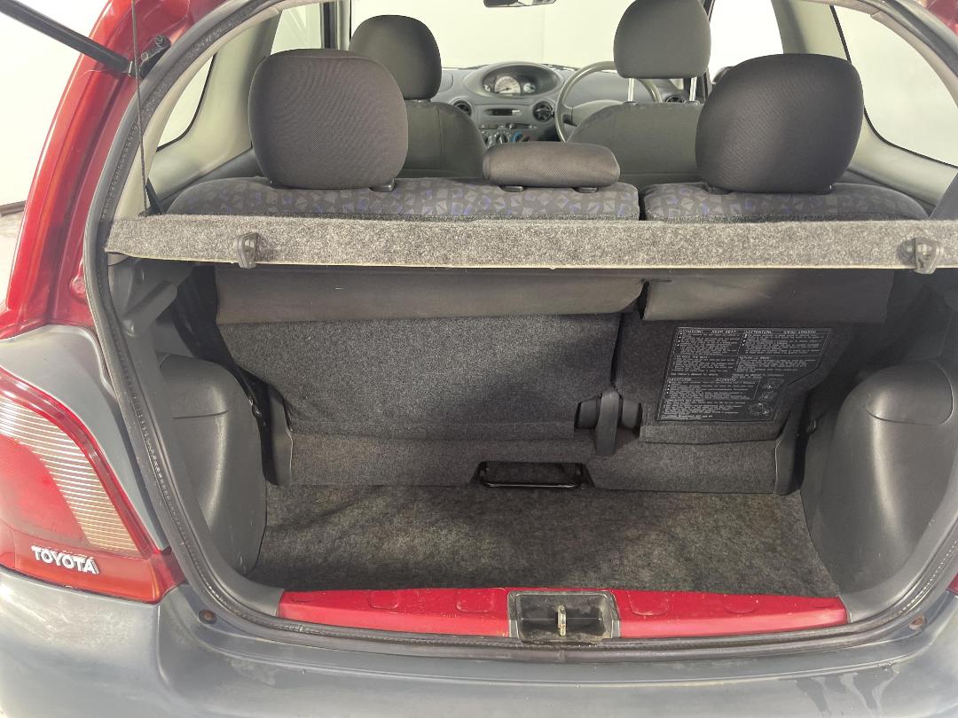 Photo '14' of Toyota Echo